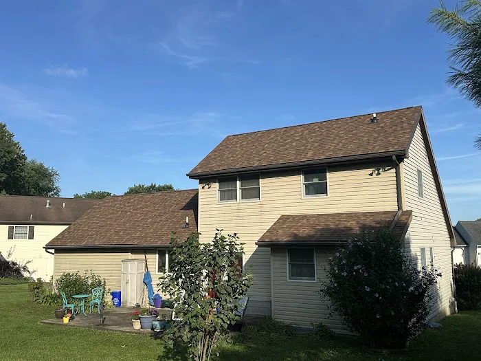 Red Cedar Roofing and Siding Picture 6