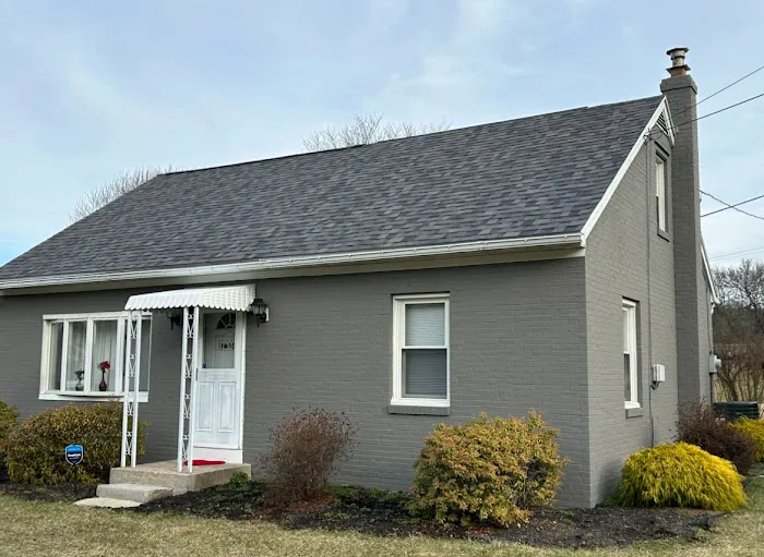 Red Cedar Roofing and Siding Picture 9