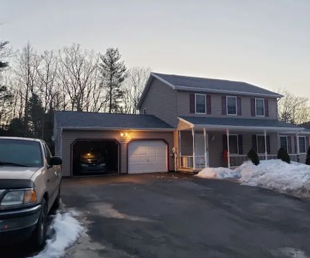 Ehrenberg Roofing & Construction Inc