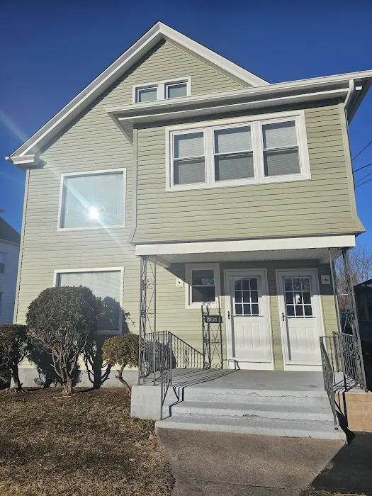 EZ-1 Roofing Picture 1