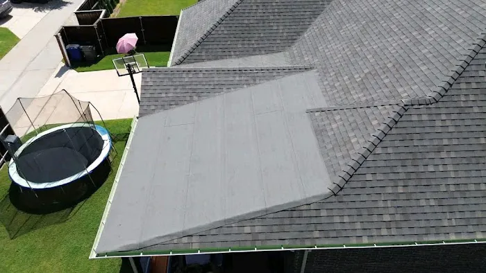 Summit Roofing Picture 4