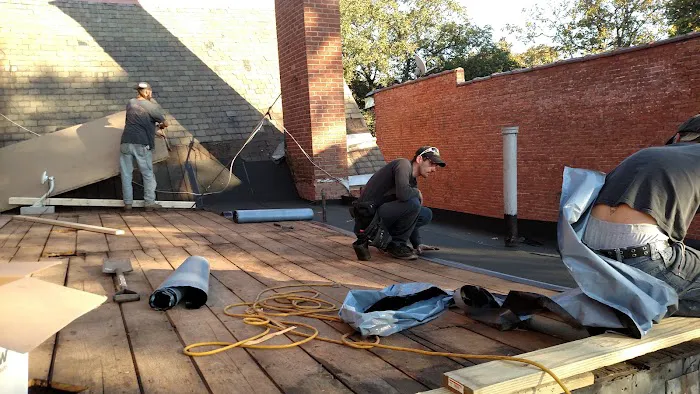 CMV Contracting | Hinton's Berkshire Homes Picture 8