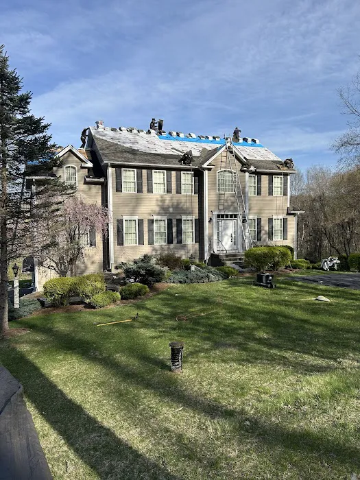 KM&M Roofing LLC Picture 2