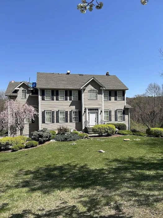 KM&M Roofing LLC Picture 1