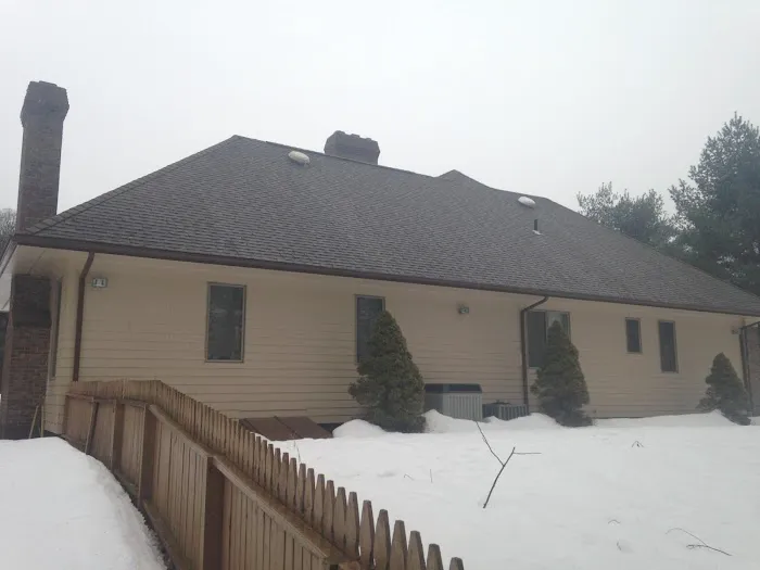 BEST CONNECTICUT ROOFING LLC Picture 9
