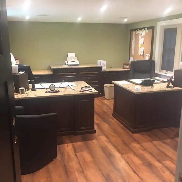 T A Hughes lll Roofing Siding Windows Picture 4