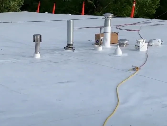 DE Commercial Roofing Pros of Wilmington DE Picture 2