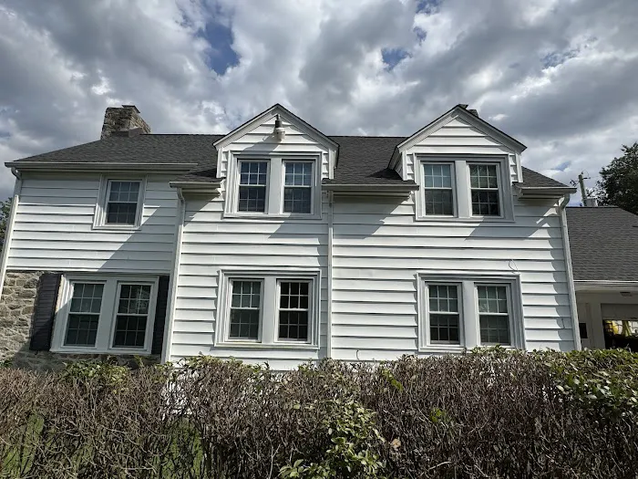 Modern Exteriors Picture 5