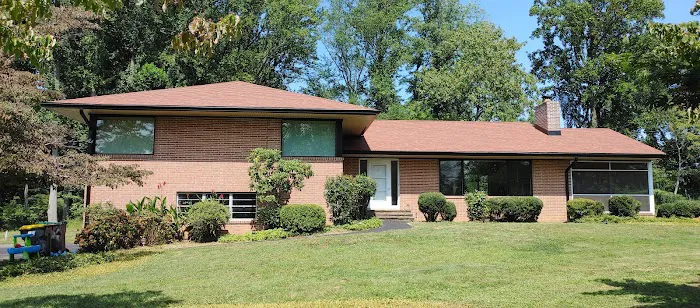 Wertz & Co Picture 2