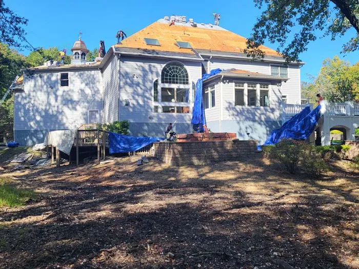 Modern Xteriors Picture 9