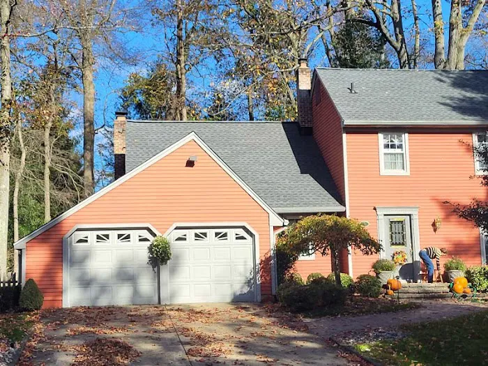 Modern Xteriors Picture 2