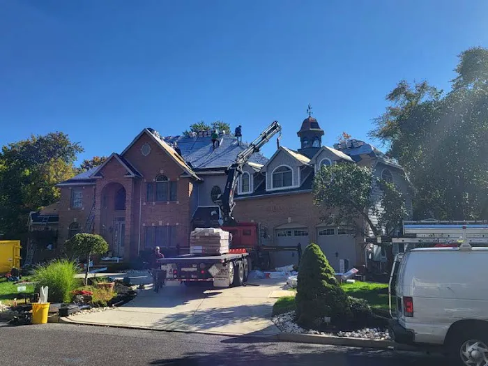 Modern Xteriors Picture 7