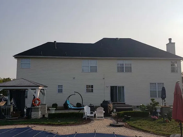 Modern Xteriors Picture 3