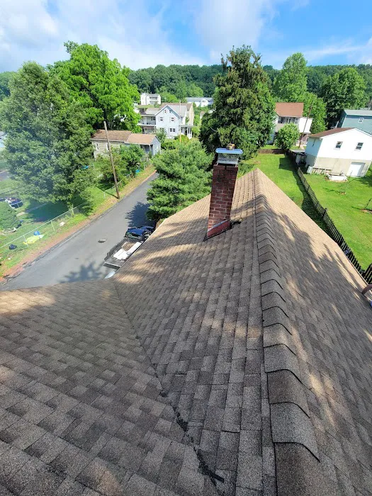 Summit Roofing & Contracting Picture 3