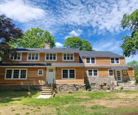 Manoly Remodeling & Roofing llc