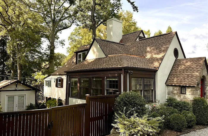 Gunner Roofing Picture 1