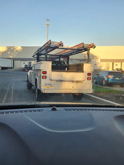 R Titter Roofing LLC Picture 2