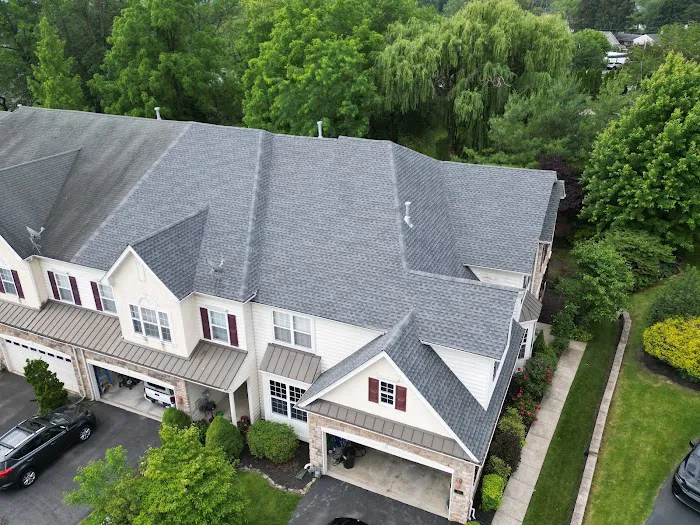 Eckroth’s Roofing Solutions Picture 3
