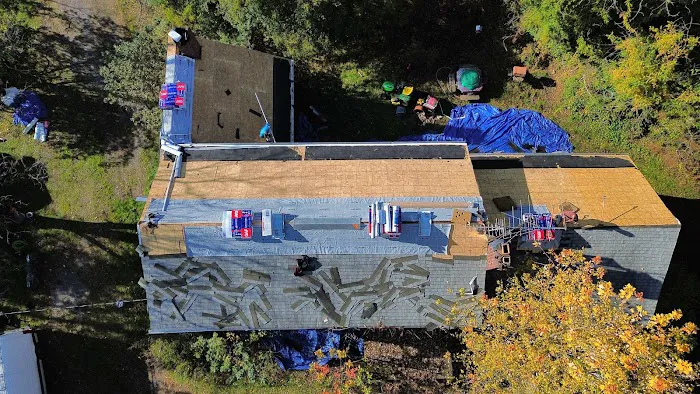 Eckroth’s Roofing Solutions Picture 2