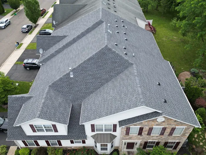 Eckroth’s Roofing Solutions Picture 1