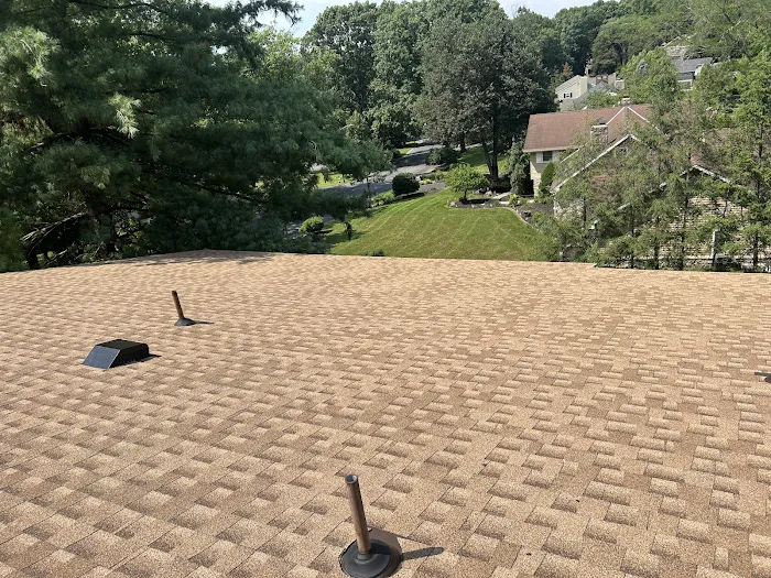 J&L Roofing, LLC Picture 9