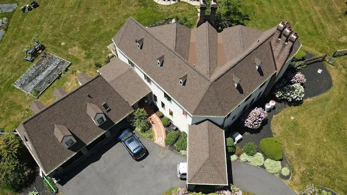 Storm Tech Roofers - West Chester Picture 1