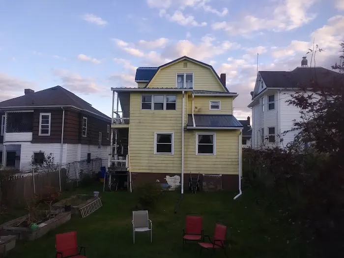 The Homeboys Seamless Gutters, LLC Picture 4