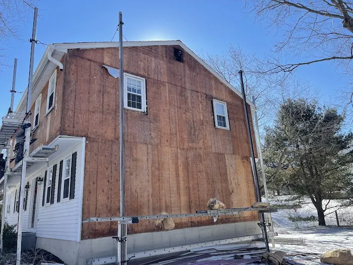 Bob & Son's Roofing Picture 8