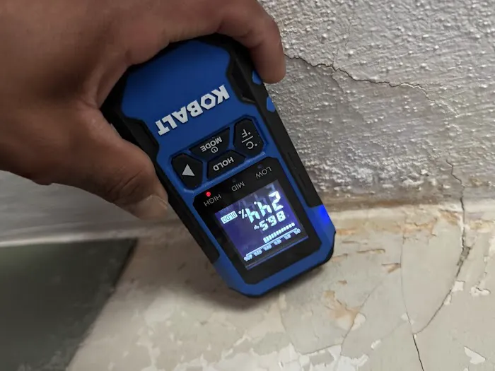 Hugo's Construction & Remodeling Picture 4