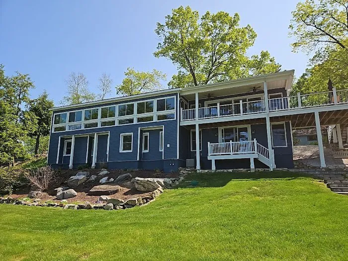 CMW Roofing, Siding, & Gutters Picture 2