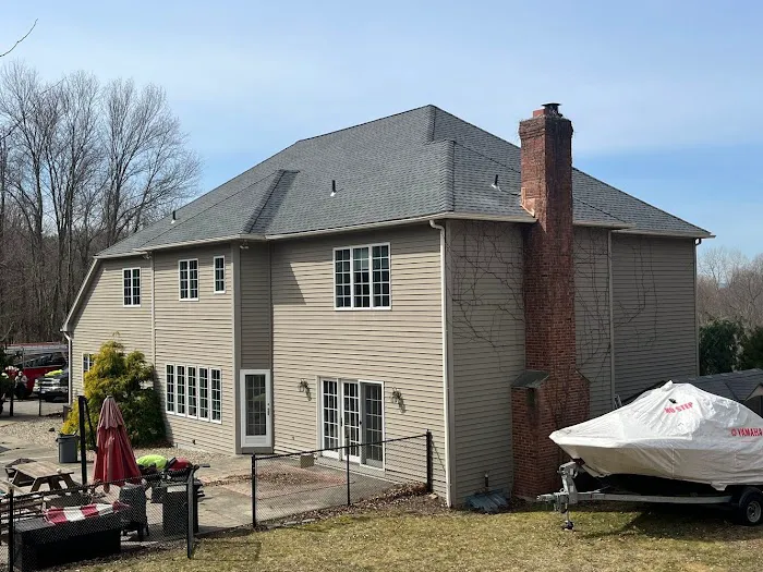 CMW Roofing, Siding, & Gutters Picture 5