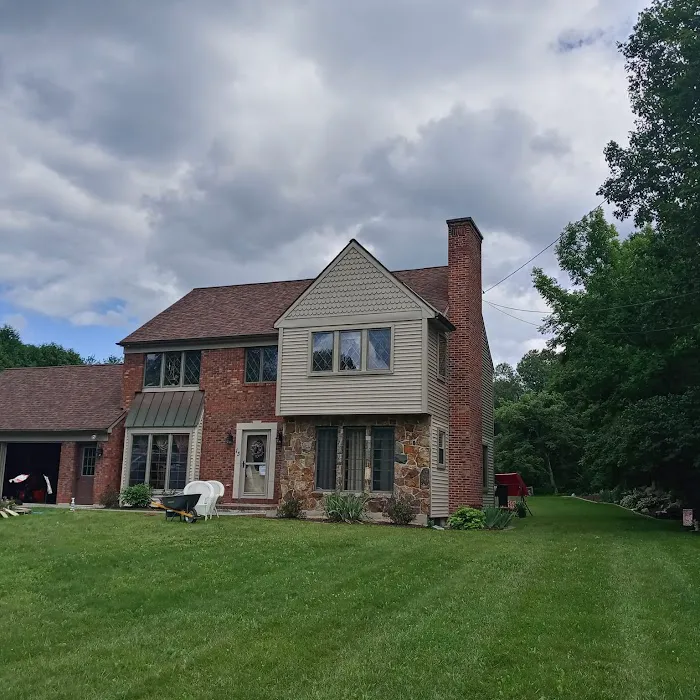 Cedar Falls Roofing and Siding Picture 6