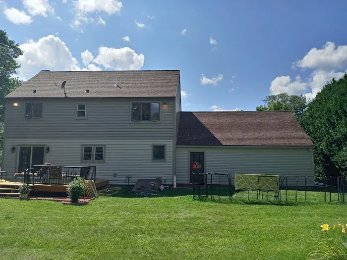 Cedar Falls Roofing and Siding Picture 8