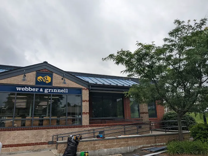 Cedar Falls Roofing and Siding Picture 9