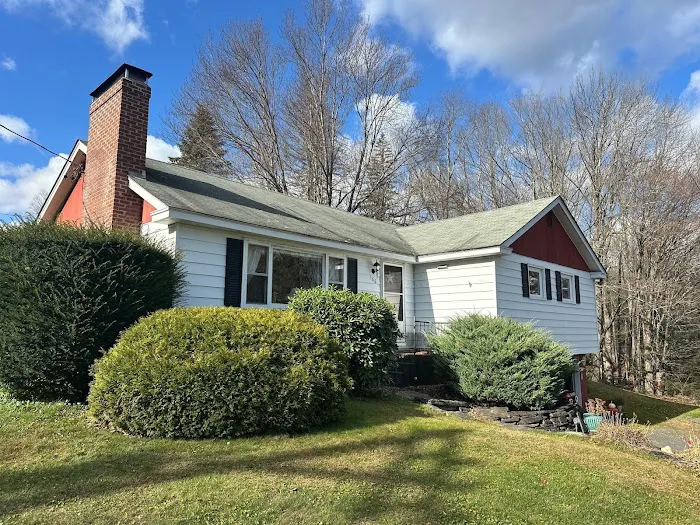 Adam Quenneville Roofing & Siding, Inc. Picture 3