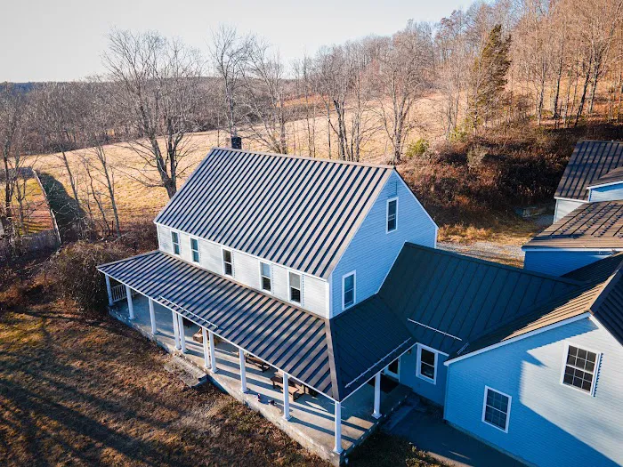 Adam Quenneville Roofing & Siding, Inc. Picture 8