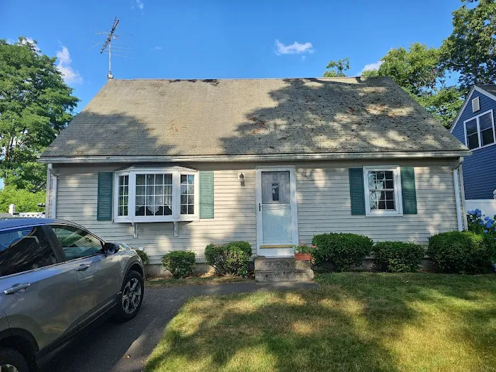 Adam Quenneville Roofing & Siding, Inc. Picture 10