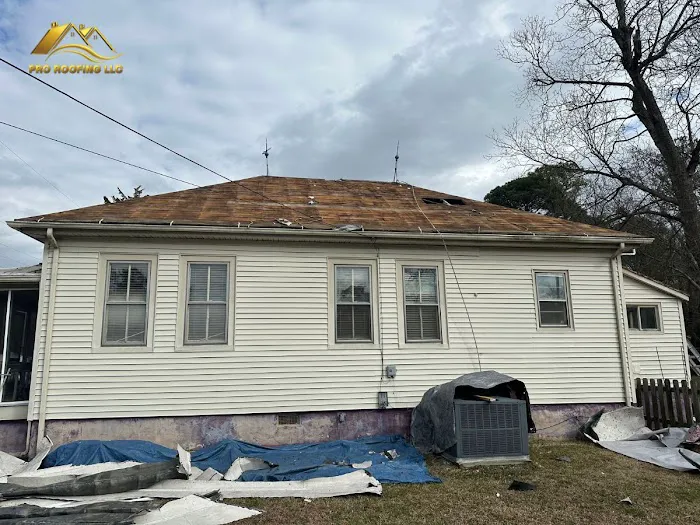 Pro Roofing LLC Picture 4