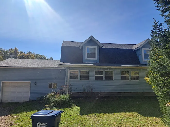 U. M. Roofing and Construction Picture 6