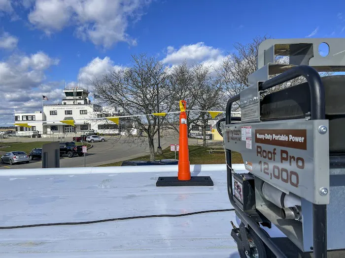 Great Lakes Commercial Roofing, LLC Picture 9