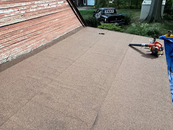 Reyes Roofing and More LLC OH Picture 6