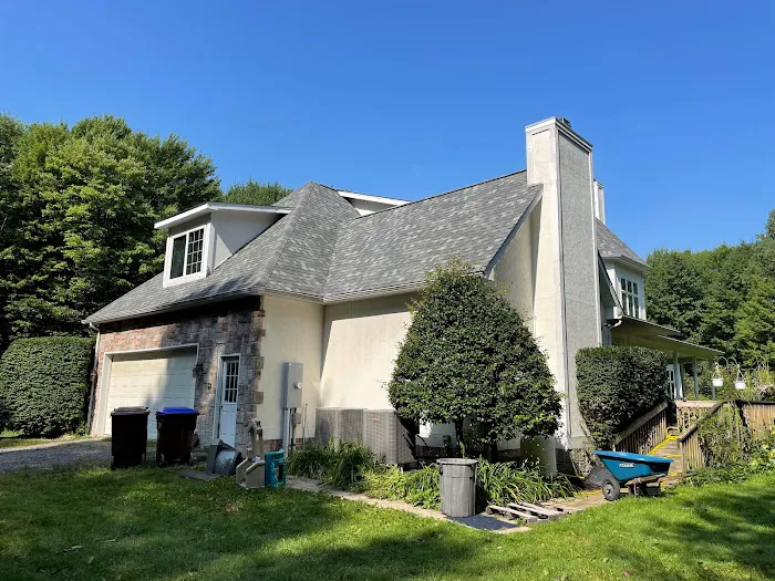 Penn Ohio Roofing & Siding Group LLC Picture 1