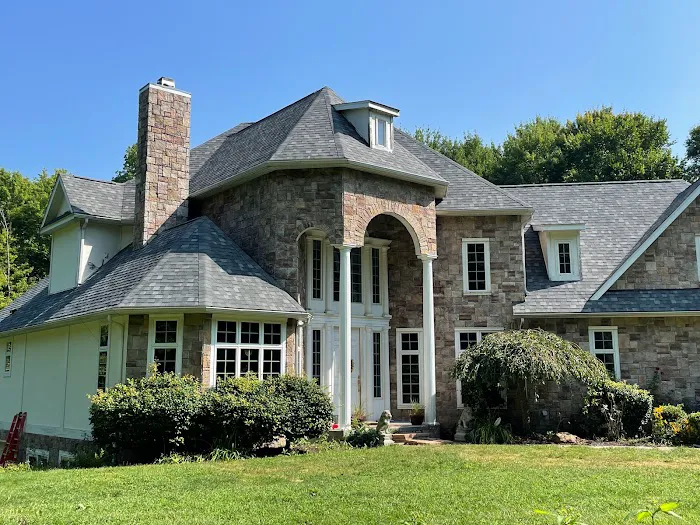 Penn Ohio Roofing & Siding Group LLC Picture 4