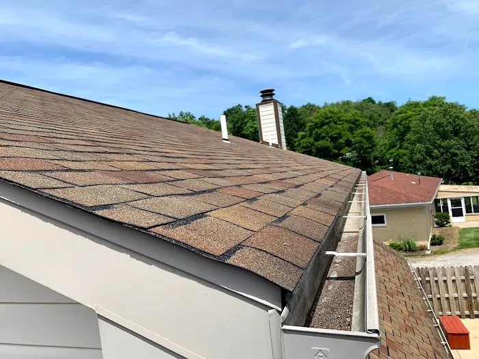 HHI Roofing Inc Picture 3