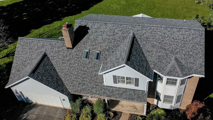 Oaks Roofing and Siding Picture 8