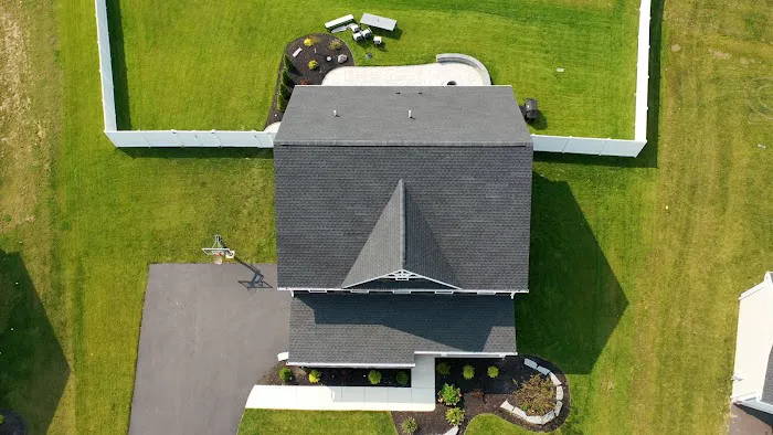 Oaks Roofing and Siding Picture 7