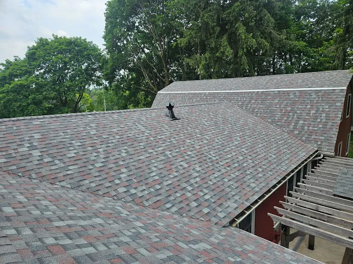 Monroy's Roofing & Exteriors Picture 9