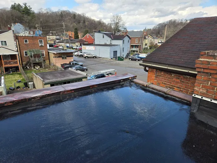 Monroy's Roofing & Exteriors Picture 7