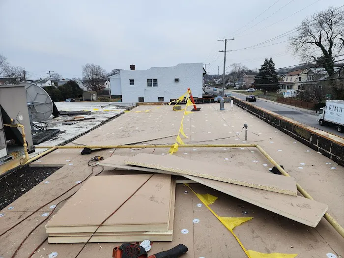 Monroy's Roofing & Exteriors Picture 6