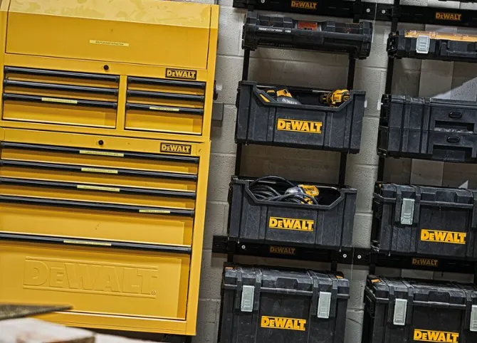 Hillside Metal Picture 9